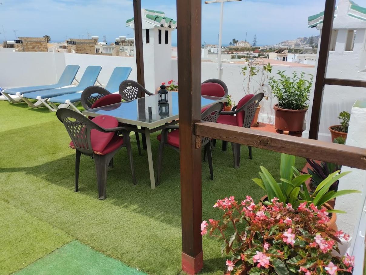 Casa Con Terraza Privada Villa Nerja Kültér fotó